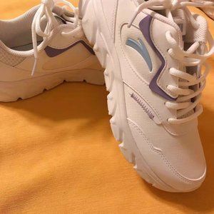 Anta Women's Sports Shoes